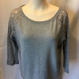 Hollister Gray 3/4 Lace Sleeves Top Women's Crew